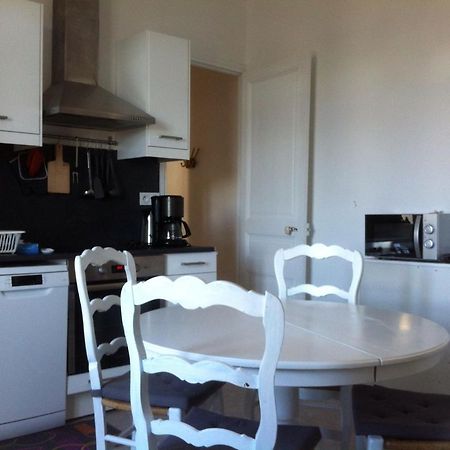 Apartmán Au Coeur De Bourg... Saint-Lunaire Exteriér fotografie